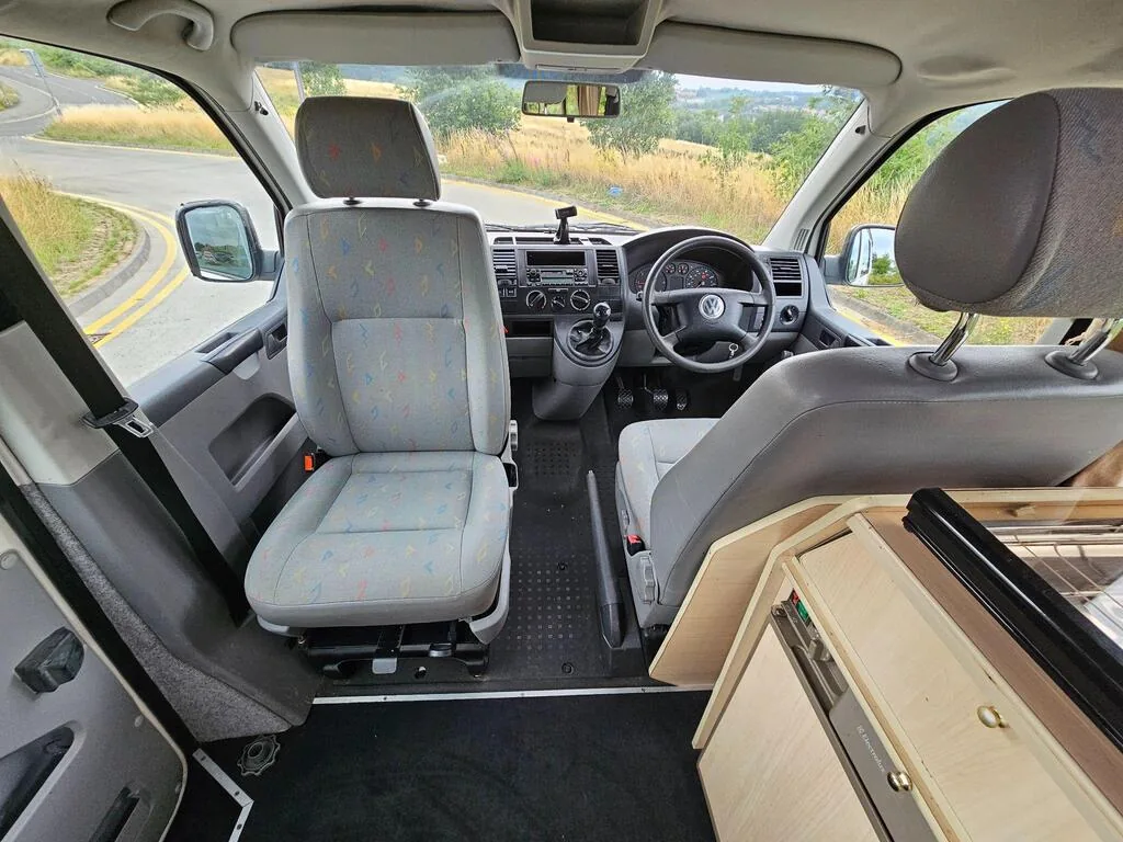 2005 Volkswagen Leisuredrive photo 11